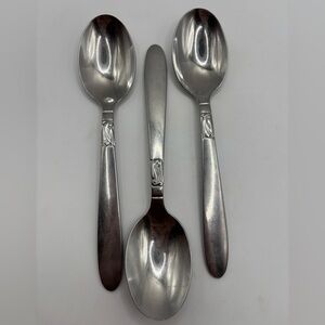 Vintage International CREATION Three (3) Stainless Dinner Tablespoons Flatware